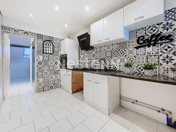 A VENDRE - MONTIGNY LE BRETONNEUX