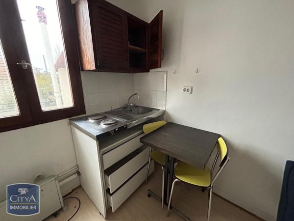 Appartement à louer 1 pièce 10.06m²