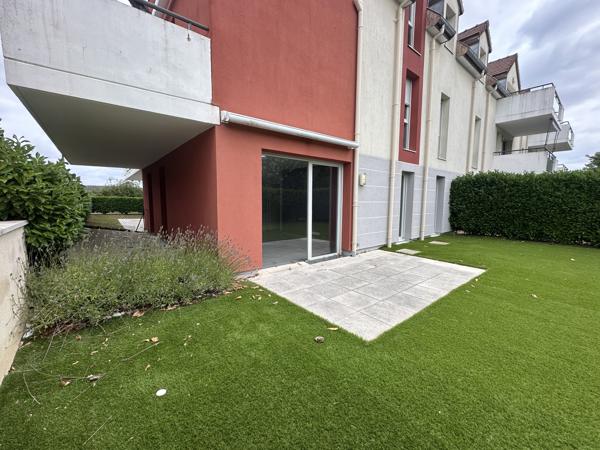 Appartement
                                                                                                                                                                                                                                                                                                                        3 pièce(s)                                                                                                                                                                                                          2 chambre(s)                                                                                                                                                                                                          61.26  m²