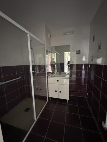 Appartement
                                                                                                                                                                                                                                                                                                                        3 pièce(s)                                                                                                                                                                                                          2 chambre(s)                                                                                                                                                                                                          61.26  m²
