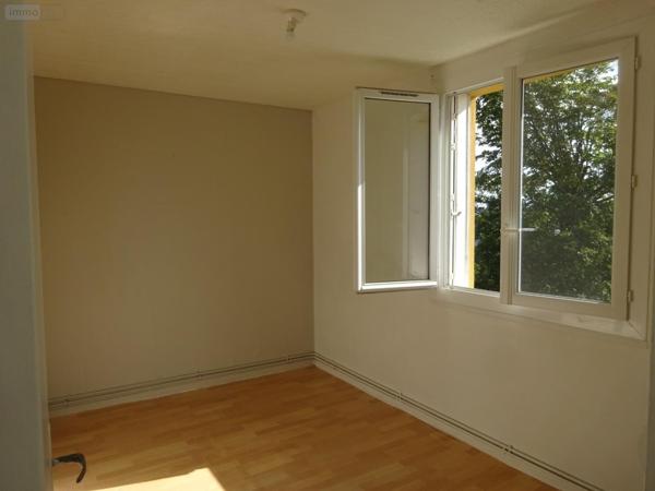 Appartement à rénover à vendre à Nogent-le-Rotrou dans l'Eure-et-Loir (28400), ref : NOG 1011