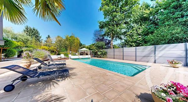 Maison à vendre  11 pièces - 330 m 2   ORGERES  - 35