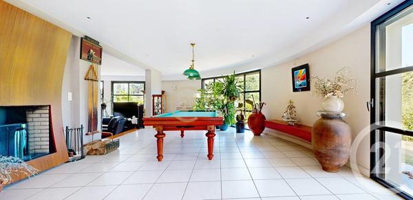 Maison à vendre  11 pièces - 330 m 2   ORGERES  - 35