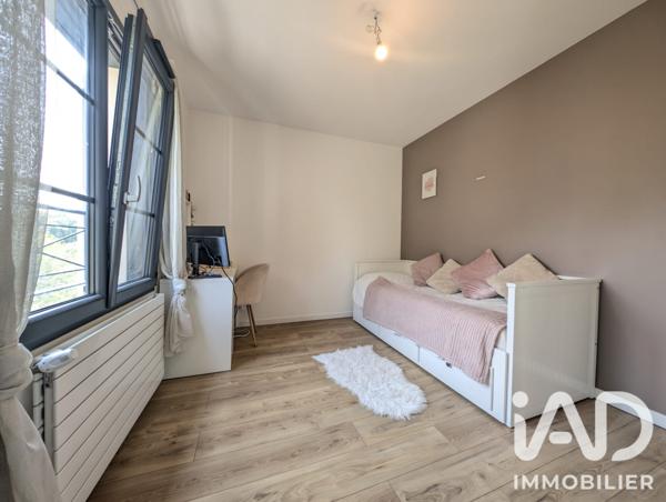 Maison à vendre 7 pièces 187 m² Saint-Germain-en-Laye