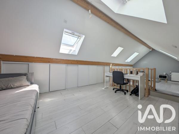 Maison à vendre 7 pièces 187 m² Saint-Germain-en-Laye
