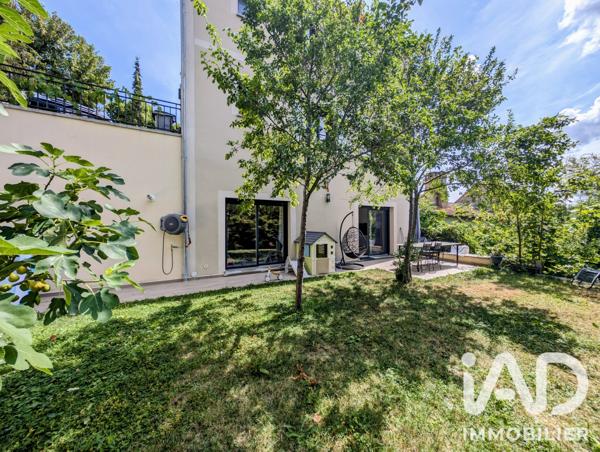 Maison à vendre 7 pièces 187 m² Saint-Germain-en-Laye