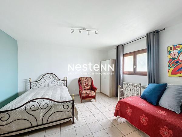 A vendre, belle villa a Auch 224m2 habitable, garage, parc arbore et cloture