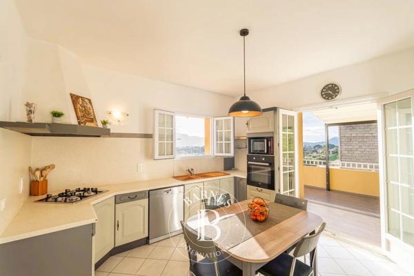 Porto-Vecchio, Villa 4 Chambres -  160 m² à vendre