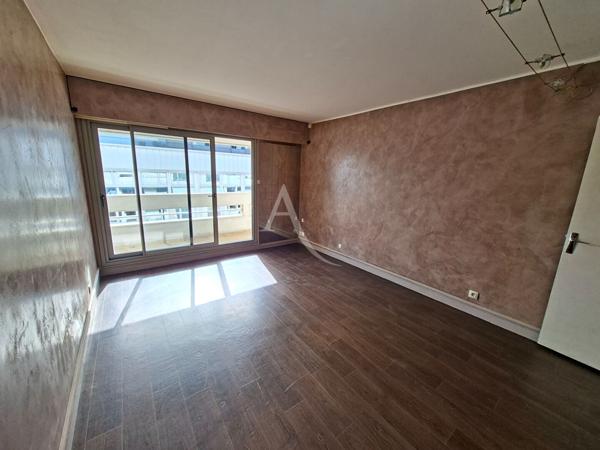 Appartement Paris 3 pièce(s) 62.35 m2