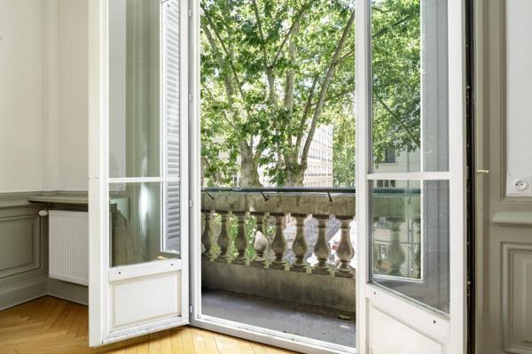 LYON 6 - AVENUE FOCH