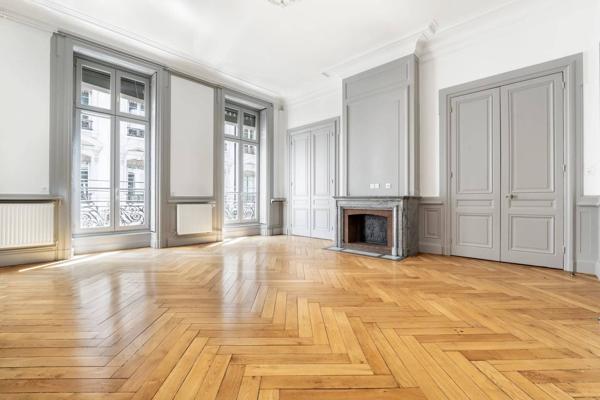 LYON 6 - AVENUE FOCH