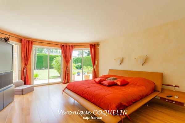 Dpt Loire Atlantique (44), à vendre LE CELLIER/MAUVES SUR LOIRE-maison P7 de 240 m²-piscine