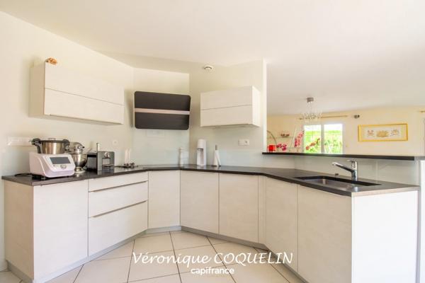 Dpt Loire Atlantique (44), à vendre LE CELLIER/MAUVES SUR LOIRE-maison P7 de 240 m²-piscine