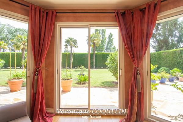 Dpt Loire Atlantique (44), à vendre LE CELLIER/MAUVES SUR LOIRE-maison P7 de 240 m²-piscine