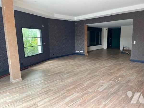 ROUEN - DESCROISZILLES : maison d'architecte (251 m² - 7 chbres possibles)