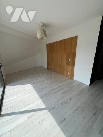 ROUEN - DESCROISZILLES : maison d'architecte (251 m² - 7 chbres possibles)