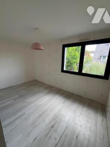 ROUEN - DESCROISZILLES : maison d'architecte (251 m² - 7 chbres possibles)