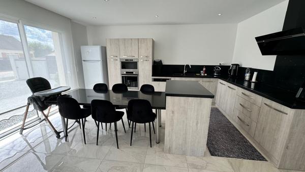 Maison 6 pièces 147.51 m2