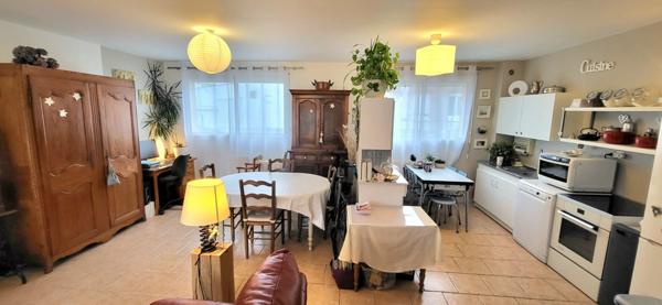 Maromme : Maison récente 81 m² avec 2 CH, 2 PK intérieurs & Jardin - Terrasse ... Opportunité à saisir !