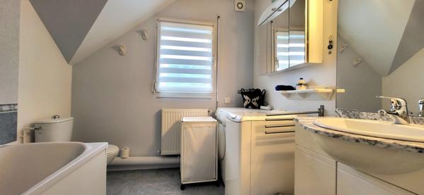 Maromme : Maison récente 81 m² avec 2 CH, 2 PK intérieurs & Jardin - Terrasse ... Opportunité à saisir !