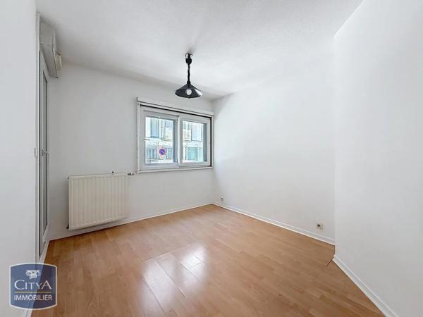 Appartement à louer 3 pièces 70.02m² Lyon (69002)
