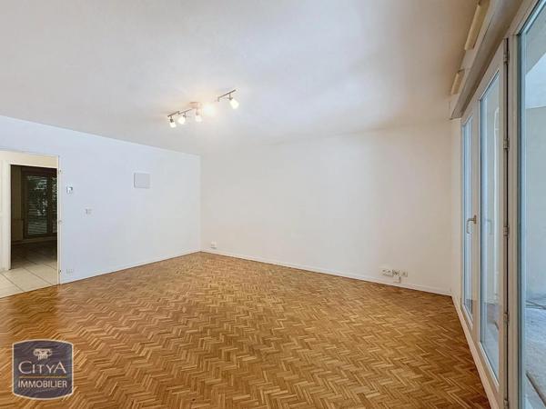 Appartement à louer 3 pièces 70.02m² Lyon (69002)