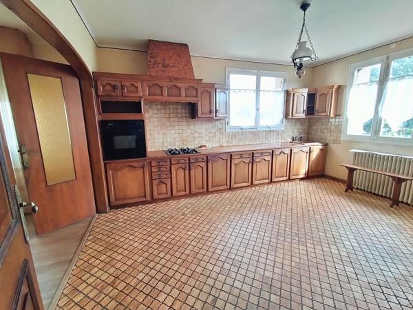 Vente Maison Néo Bretonne sur sous-sol, 3 chambres avec terrain et 2 garages- LA POTERIE
