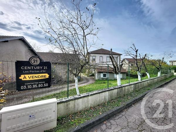 Immeuble à vendre  250 m2 MIRECOURT - 88