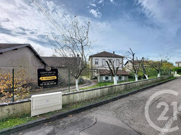 Immeuble à vendre  250 m2 MIRECOURT - 88