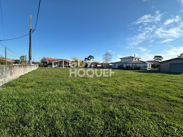 Terrain d'exception à La Hume de 804 m2