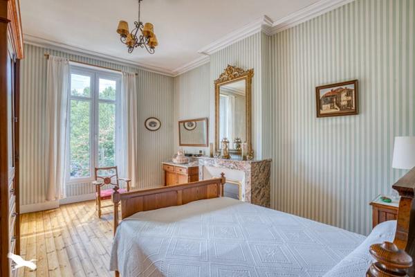 Maison à vendre |  Marmande |  7 pièces | 200 m²
