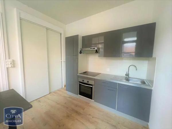 Appartement à louer 3 pièces 60m² Maubeuge (59600)