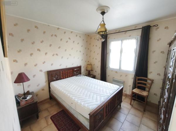 Villa à vendre à Oraison dans les Alpes-de-Haute-Provence (04700), ref : 1602