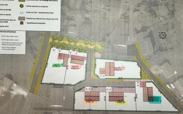 Terrain à vendre    Thénac