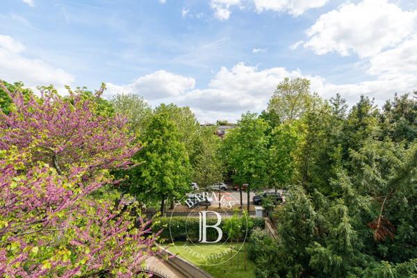Neuilly-sur-Seine, Appartement 2 Chambres -  126 m² à vendre