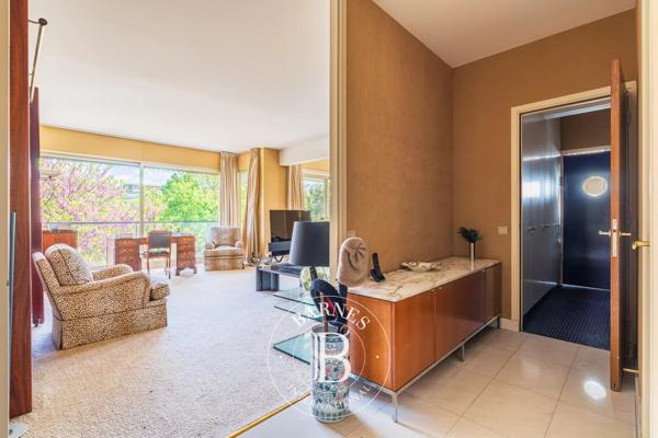 Neuilly-sur-Seine, Appartement 2 Chambres -  126 m² à vendre