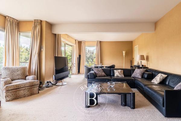 Neuilly-sur-Seine, Appartement 2 Chambres -  126 m² à vendre