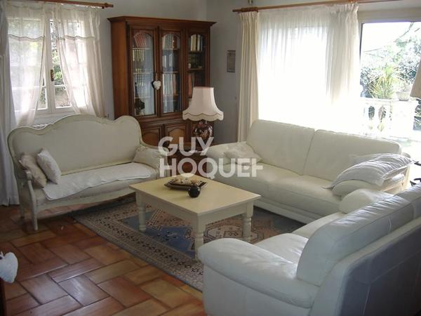 Villa familiale avec piscine ? Vence ? 201 m² sur 3000 m² de terrain arboré