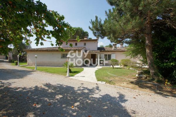 Villa familiale avec piscine ? Vence ? 201 m² sur 3000 m² de terrain arboré