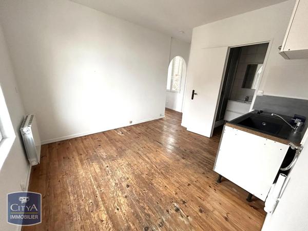 Appartement à louer 2 pièces 25.63m² Saint-Quentin (02100)