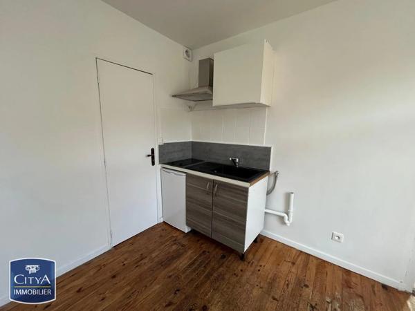 Appartement à louer 2 pièces 25.63m² Saint-Quentin (02100)
