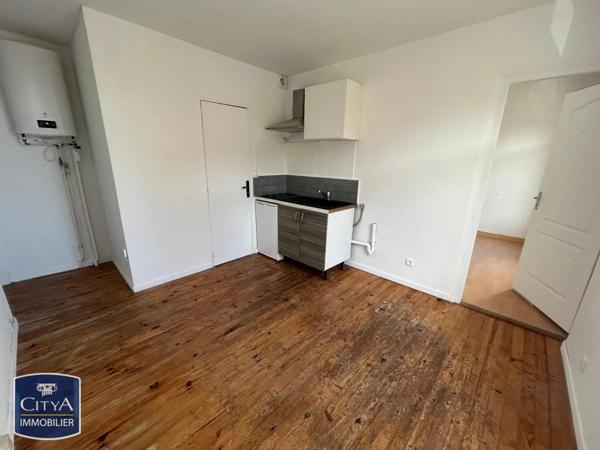 Appartement à louer 2 pièces 25.63m² Saint-Quentin (02100)