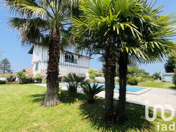 Maison à vendre 8 pièces 228 m² Arcangues