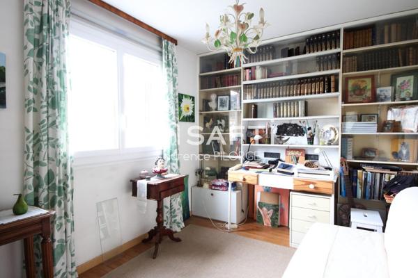 Toulon La Serinette – T3 lumineux avec terrasse et vue sur parc arboré