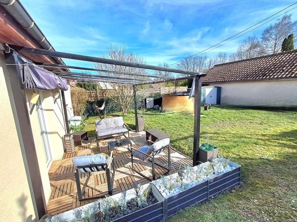 PAVILLON FAMILIAL  6 PIECES