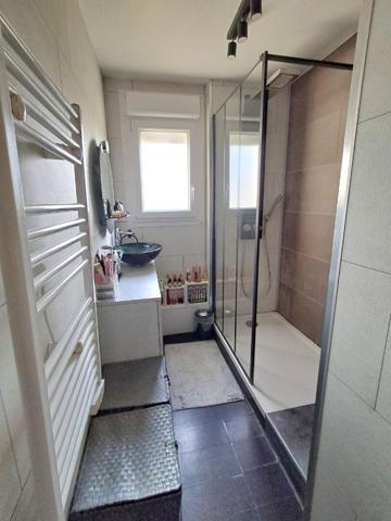 PAVILLON FAMILIAL  6 PIECES