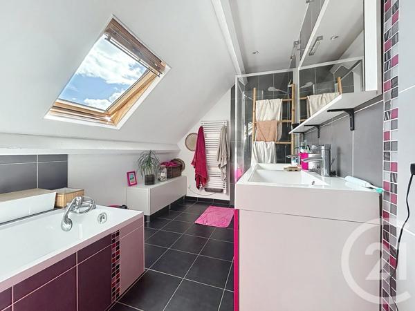 Maison à vendre  5 pièces - 99,61 m 2   GUERANDE  - 44