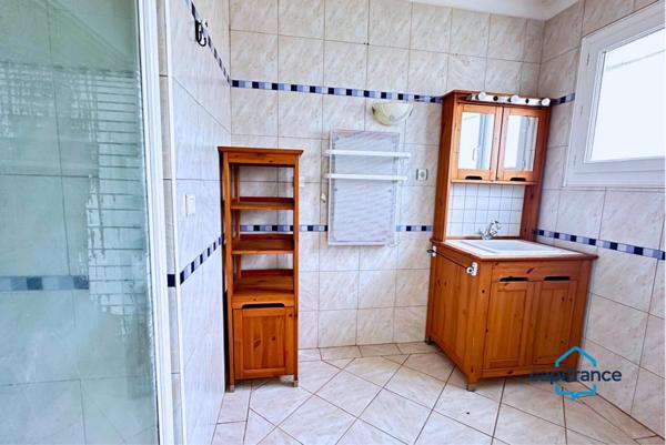 Maison familiale de pres de 200m2, sur 1040 m² de terrain à VIC LA GARDIOLE entre mer et Gardiole