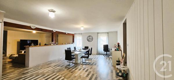 Immeuble à vendre  484 m2 ESTIVAREILLES - 03