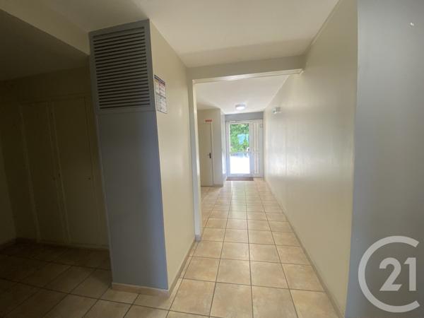 Appartement F4 à vendre  4 pièces - 86,84 m2 ST DENIS - 974